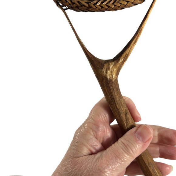 Vintage Woven Gathering Basket: Rustic Farmhouse Decor, Bent  Vtg Woven Gathering Scoop Basket Wood Handle Rustic Folk Art Farmhouse Primitive
